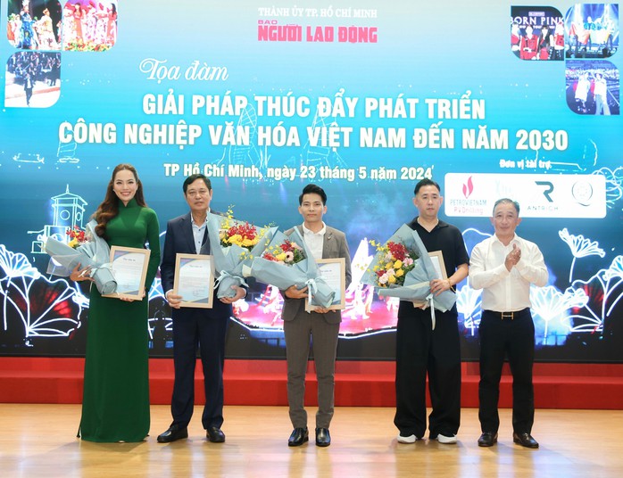 Cần thương hiệu mạnh và không gian sáng tạo- Ảnh 3. Cần thương hiệu mạnh và không gian sáng tạo- Ảnh 3.