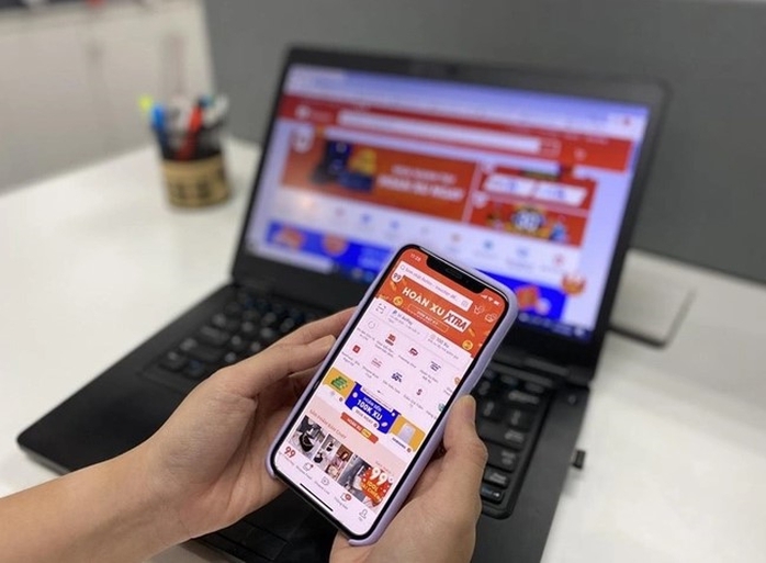 Mua bia trên mạng, một người phụ nữ bị lừa gần 400 triệu đồng- Ảnh 1. Mua bia trên mạng, một người phụ nữ bị lừa gần 400 triệu đồng- Ảnh 1.
