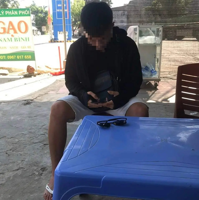 Bình Dương: Một thanh niên bị lừa qua Campuchia làm việc- Ảnh 1. Bình Dương: Một thanh niên bị lừa qua Campuchia làm việc- Ảnh 1.