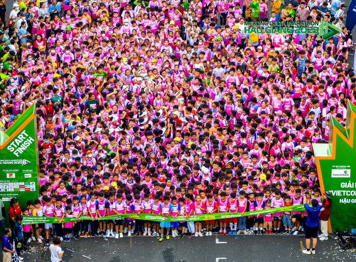 10.000 chân chạy marathon sẽ phủ kín cung đường xanh ở Hậu Giang- Ảnh 4. 10.000 chân chạy marathon sẽ phủ kín cung đường xanh ở Hậu Giang- Ảnh 4.