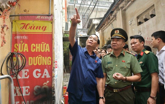 Phó Chủ tịch Quốc hội Trần Quang Phương nói về vụ cháy khiến 14 người chết- Ảnh 1. Phó Chủ tịch Quốc hội Trần Quang Phương nói về vụ cháy khiến 14 người chết- Ảnh 1.