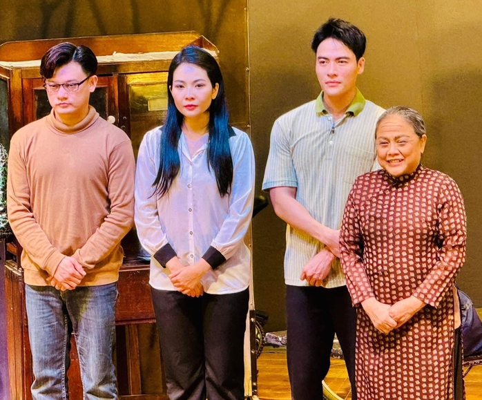 Nghệ sĩ Võ Tấn Phát: Muốn tạo dấu ấn thì phải dấn thân!- Ảnh 2. Nghệ sĩ Võ Tấn Phát: Muốn tạo dấu ấn thì phải dấn thân!- Ảnh 2.