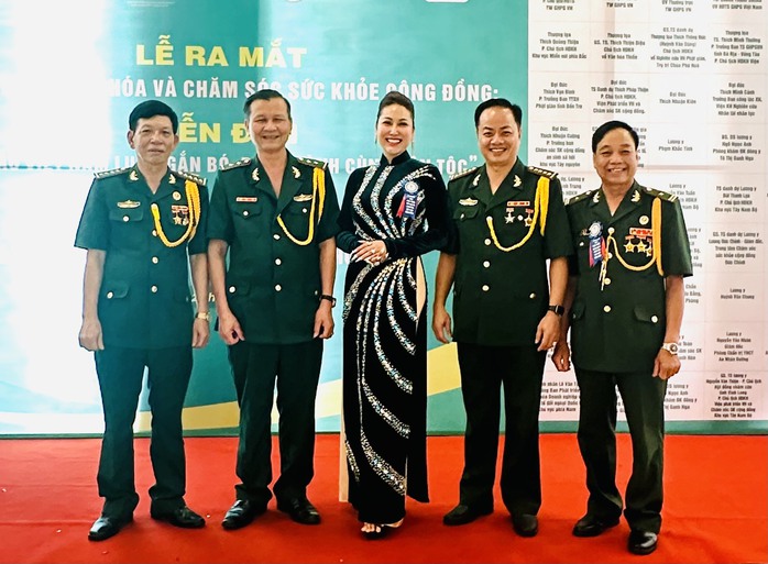 Phi Thanh Vân làm Giám đốc Trung tâm Văn hóa nghệ thuật và Truyền thông phía Nam- Ảnh 1. Phi Thanh Vân làm Giám đốc Trung tâm Văn hóa nghệ thuật và Truyền thông phía Nam- Ảnh 1.