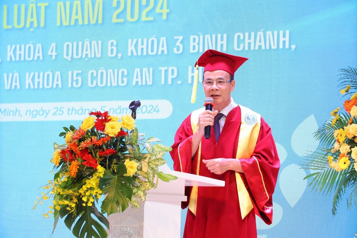 Trường ĐH Luật TP HCM mở rộng đào tạo hệ vừa làm vừa học, đào tạo từ xa- Ảnh 3. Trường ĐH Luật TP HCM mở rộng đào tạo hệ vừa làm vừa học, đào tạo từ xa- Ảnh 3.