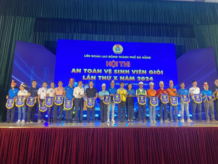 Đà Nẵng tổ chức hội thi An toàn, vệ sinh viên giỏi lần thứ X- Ảnh 1. Đà Nẵng tổ chức hội thi An toàn, vệ sinh viên giỏi lần thứ X- Ảnh 1.