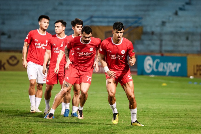 Quang Hải mờ nhạt, CAHN thua trận thứ 3 liên tiếp trước Thể Công- Ảnh 1. Quang Hải mờ nhạt, CAHN thua trận thứ 3 liên tiếp trước Thể Công- Ảnh 1.