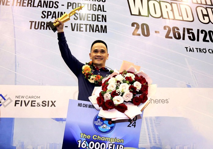 Trần Đức Minh và danh hiệu vô địch World Cup TP HCM Ảnh: HUY TÙNG Trần Đức Minh và danh hiệu vô địch World Cup TP HCM Ảnh: HUY TÙNG