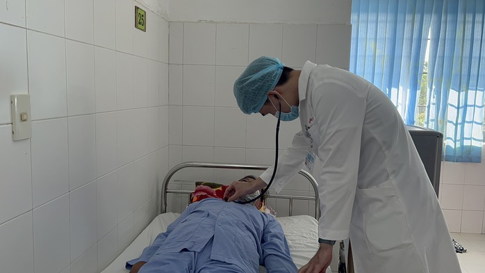 Đóng thông liên nhĩ qua da cứu 5 bệnh nhân bị tim bẩm sinh- Ảnh 2. Đóng thông liên nhĩ qua da cứu 5 bệnh nhân bị tim bẩm sinh- Ảnh 2.