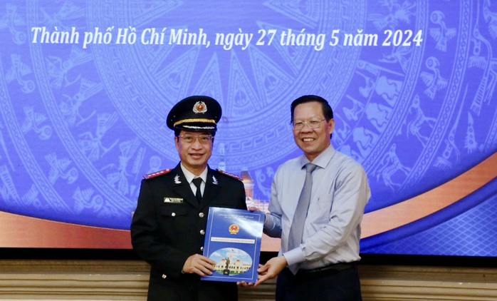 Sở Kế hoạch và Đầu tư TP HCM có tân Phó Giám đốc- Ảnh 2. Sở Kế hoạch và Đầu tư TP HCM có tân Phó Giám đốc- Ảnh 2.