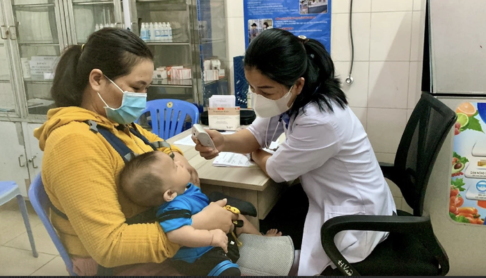 TP HCM: 2 trẻ mắc sởi đều chưa tiêm vắc-xin phòng bệnh- Ảnh 1. TP HCM: 2 trẻ mắc sởi đều chưa tiêm vắc-xin phòng bệnh- Ảnh 1.