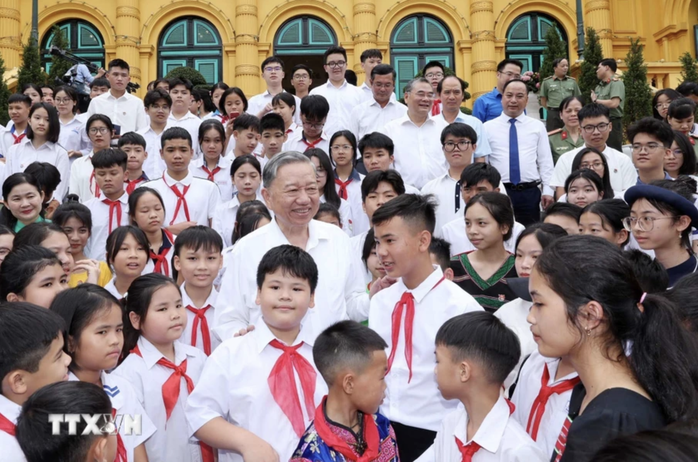 Chủ tịch nước Tô Lâm: Dành những gì quý giá nhất cho trẻ em- Ảnh 5. Chủ tịch nước Tô Lâm: Dành những gì quý giá nhất cho trẻ em- Ảnh 5.