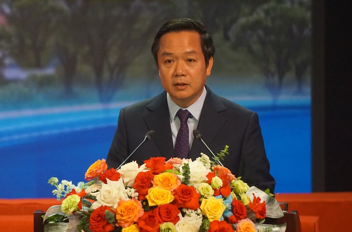 Thủ tướng: Ninh Bình sẽ thành cực tăng trưởng phía Nam đồng bằng sông Hồng- Ảnh 3. Thủ tướng: Ninh Bình sẽ thành cực tăng trưởng phía Nam đồng bằng sông Hồng- Ảnh 3.