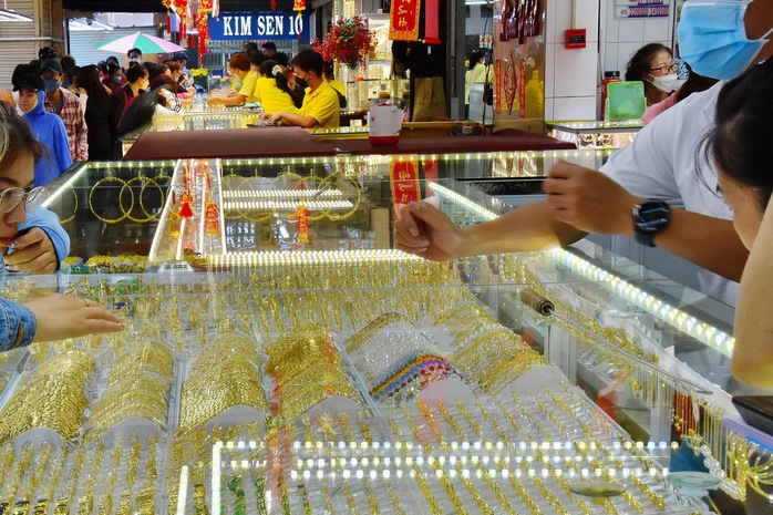 Giá vàng hôm nay, 29-5: Nhiều yếu tố sẽ gây bất ngờ- Ảnh 1. Giá vàng hôm nay, 29-5: Nhiều yếu tố sẽ gây bất ngờ- Ảnh 1.