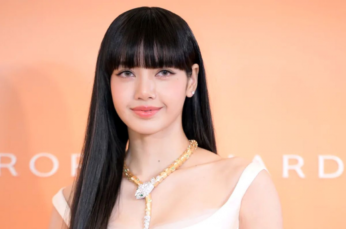 Chuyện tình mỹ nhân Lisa (Blackpink): ngọt ngào và gièm pha!- Ảnh 10.