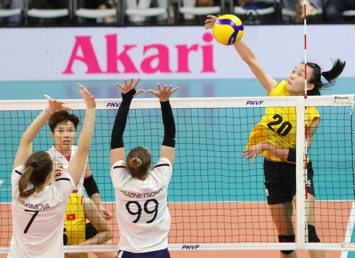 Đánh bại Kazakhstan, tuyển nữ Việt Nam bảo vệ ngôi hậu AVC Challenge Cup- Ảnh 3. Đánh bại Kazakhstan, tuyển nữ Việt Nam bảo vệ ngôi hậu AVC Challenge Cup- Ảnh 3.