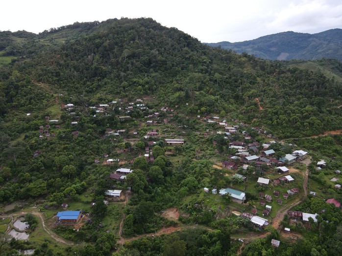 Kon Tum thông tin việc dừng xây trường học, cầu treo vì ranh giới- Ảnh 1. Kon Tum thông tin việc dừng xây trường học, cầu treo vì ranh giới- Ảnh 1.