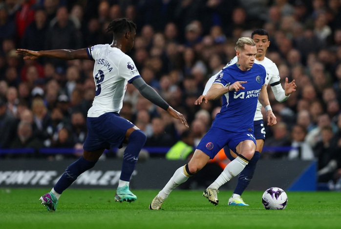Thua "không chiến" trước Chelsea, Tottenham tắt hy vọng Top 4- Ảnh 3. Thua "không chiến" trước Chelsea, Tottenham tắt hy vọng Top 4- Ảnh 3.