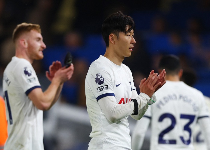 Thua "không chiến" trước Chelsea, Tottenham tắt hy vọng Top 4- Ảnh 7. Thua "không chiến" trước Chelsea, Tottenham tắt hy vọng Top 4- Ảnh 7.