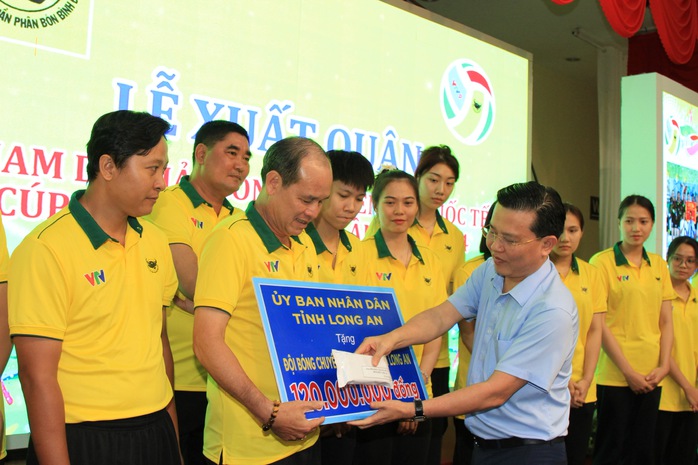 VTV Bình Điền Long An xuất quân dự Giải bóng chuyền VTV9 - Bình Điền- Ảnh 6. VTV Bình Điền Long An xuất quân dự Giải bóng chuyền VTV9 - Bình Điền- Ảnh 6.