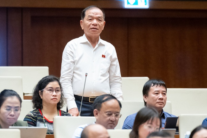 Đại biểu Quốc hội Lê Thanh Vân (đoàn Cà Mau) đề nghị chọn chuyên đề giám sát tối cao về nguồn nhân lực bởi đây là gốc rễ của mọi vấn đềẢnh: Lâm Hiển Đại biểu Quốc hội Lê Thanh Vân (đoàn Cà Mau) đề nghị chọn chuyên đề giám sát tối cao về nguồn nhân lực bởi đây là gốc rễ của mọi vấn đềẢnh: Lâm Hiển