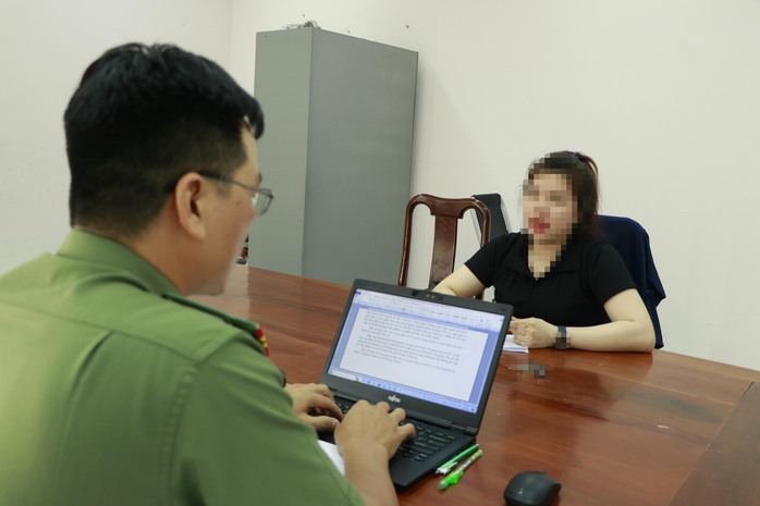 Tưởng kiếm tiền dễ dàng, người phụ nữ phải đến cầu cứu cơ quan chức năng- Ảnh 1. Tưởng kiếm tiền dễ dàng, người phụ nữ phải đến cầu cứu cơ quan chức năng- Ảnh 1.