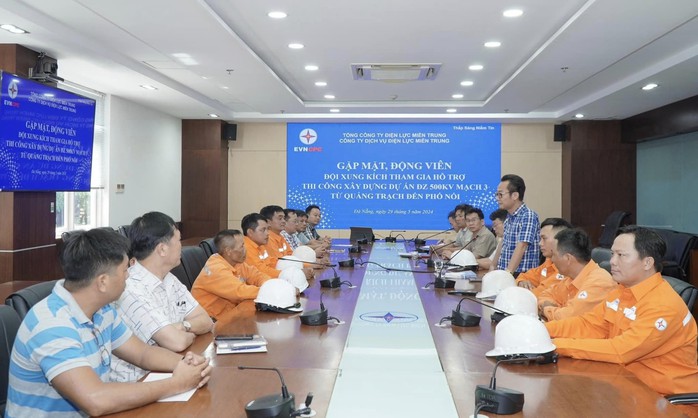 EVNCPC đồng loạt ra quân hỗ trợ hoàn thành dự án đường dây 500kV mạch 3 Quảng Trạch - Phố Nối- Ảnh 3. EVNCPC đồng loạt ra quân hỗ trợ hoàn thành dự án đường dây 500kV mạch 3 Quảng Trạch - Phố Nối- Ảnh 3.