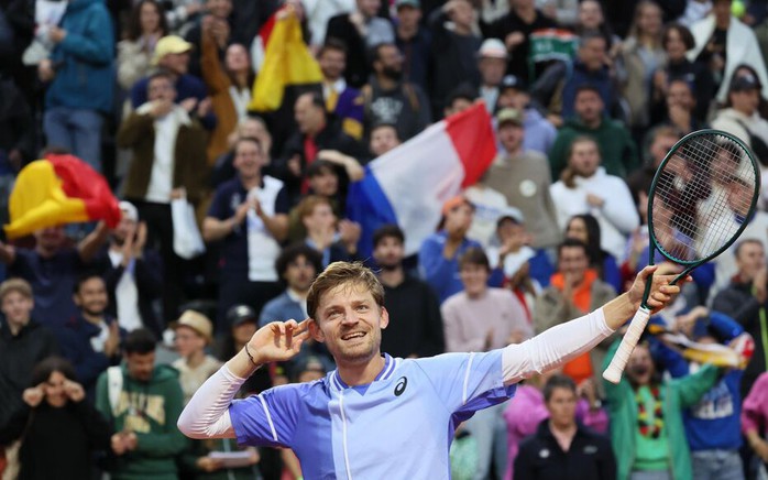Roland Garros 2024: Tay vợt chủ nhà bị loại, khán giả phản ứng quá khích- Ảnh 1. Roland Garros 2024: Tay vợt chủ nhà bị loại, khán giả phản ứng quá khích- Ảnh 1.