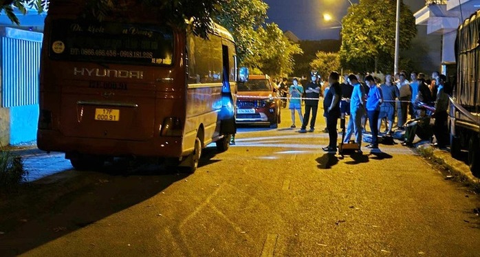 Vụ bé 5 tuổi tử vong trên xe đưa đón: Bắt khẩn cấp nữ nhân viên- Ảnh 1. Vụ bé 5 tuổi tử vong trên xe đưa đón: Bắt khẩn cấp nữ nhân viên- Ảnh 1.