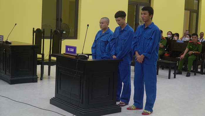 Giết người yêu cũ của bạn gái sau khi nhắn tin Giết người yêu cũ của bạn gái sau khi nhắn tin
