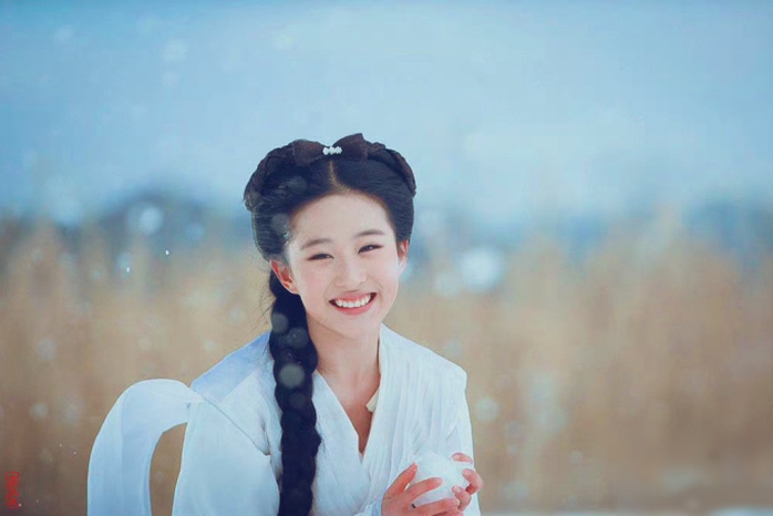 "Thần tiên tỉ tỉ" Lưu Diệc Phi trở lại màn ảnh nhỏ- Ảnh 9. "Thần tiên tỉ tỉ" Lưu Diệc Phi trở lại màn ảnh nhỏ- Ảnh 9.