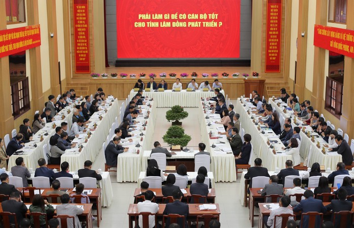 Quyền Bí thư Tỉnh ủy Lâm Đồng Nguyễn Thái Học: "Đánh giá cán bộ không có chuyện huề cả làng"- Ảnh 1. Quyền Bí thư Tỉnh ủy Lâm Đồng Nguyễn Thái Học: "Đánh giá cán bộ không có chuyện huề cả làng"- Ảnh 1.