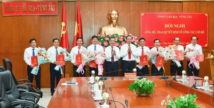 Bà Rịa - Vũng Tàu điều động, bổ nhiệm nhiều cán bộ lãnh đạo- Ảnh 1. Bà Rịa - Vũng Tàu điều động, bổ nhiệm nhiều cán bộ lãnh đạo- Ảnh 1.