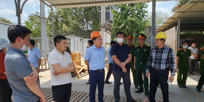 Vụ nổ lò hơi làm 6 người chết ở Đồng Nai: Tạm giữ khẩn cấp giám đốc, hoãn xuất cảnh 7 người- Ảnh 1. Vụ nổ lò hơi làm 6 người chết ở Đồng Nai: Tạm giữ khẩn cấp giám đốc, hoãn xuất cảnh 7 người- Ảnh 1.