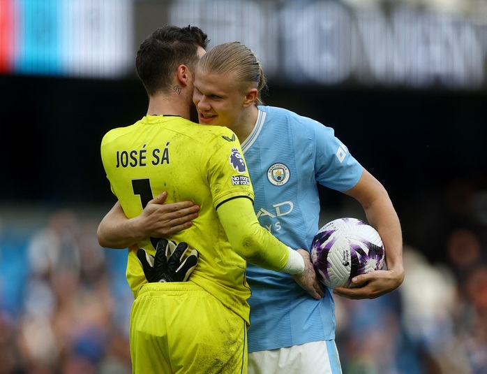 Haaland chói sáng với cú poker, Man City tự quyết cuộc đua vô địch- Ảnh 8. Haaland chói sáng với cú poker, Man City tự quyết cuộc đua vô địch- Ảnh 8.