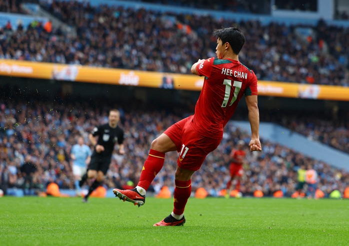 Haaland chói sáng với cú poker, Man City tự quyết cuộc đua vô địch- Ảnh 4. Haaland chói sáng với cú poker, Man City tự quyết cuộc đua vô địch- Ảnh 4.