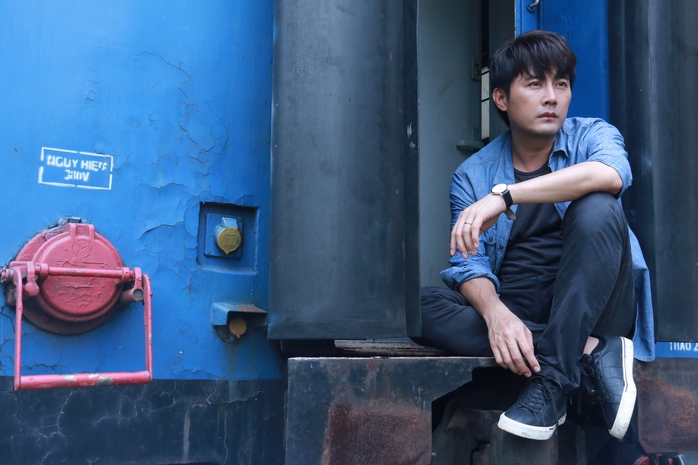 Diễn viên Khôi Trần: 