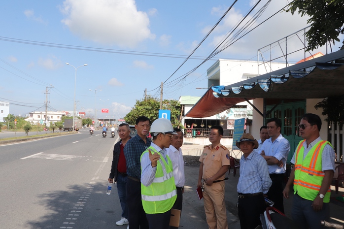 Xe né trạm thu phí, nhà đầu tư BOT tiếp tục "kêu cứu"- Ảnh 4. Xe né trạm thu phí, nhà đầu tư BOT tiếp tục "kêu cứu"- Ảnh 4.