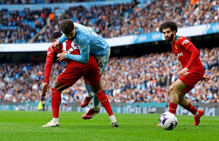 Haaland chói sáng với cú poker, Man City tự quyết cuộc đua vô địch- Ảnh 1. Haaland chói sáng với cú poker, Man City tự quyết cuộc đua vô địch- Ảnh 1.