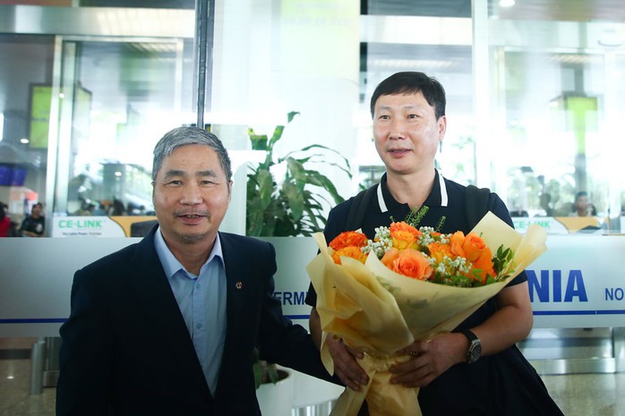Lộ diện dàn trợ lý của HLV Kim Sang-sik- Ảnh 1. Lộ diện dàn trợ lý của HLV Kim Sang-sik- Ảnh 1.