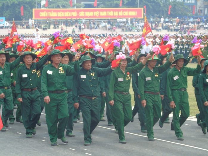 Hình ảnh ấn tượng Tổng duyệt Lễ kỷ niệm 70 năm Chiến thắng Điện Biên Phủ- Ảnh 37. Hình ảnh ấn tượng Tổng duyệt Lễ kỷ niệm 70 năm Chiến thắng Điện Biên Phủ- Ảnh 37.