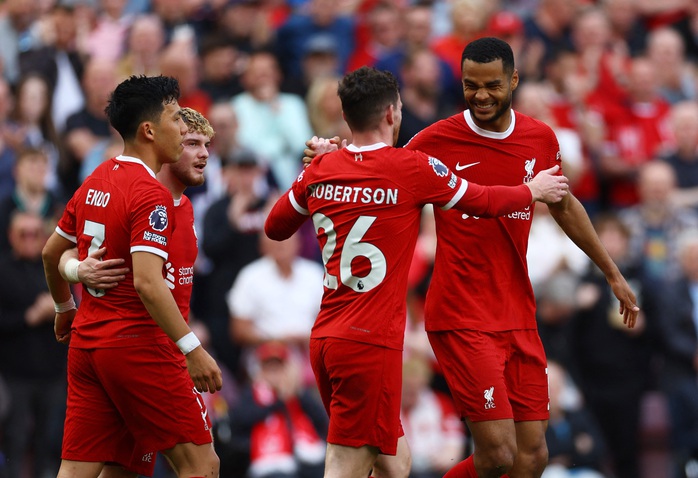 Bùng nổ tiệc bàn thắng, Liverpool vùi dập Tottenham- Ảnh 4. Bùng nổ tiệc bàn thắng, Liverpool vùi dập Tottenham- Ảnh 4.