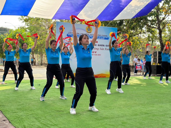 Đa dạng hình thức chăm lo cho đoàn viên, CNVC-LĐ trong Tháng Công nhân- Ảnh 7. Đa dạng hình thức chăm lo cho đoàn viên, CNVC-LĐ trong Tháng Công nhân- Ảnh 7.