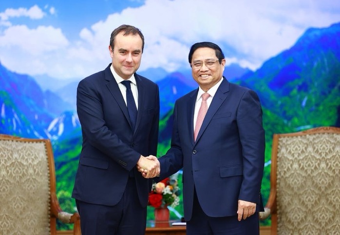 Thủ tướng đánh giá cao Bộ trưởng Quân đội Pháp dự kỷ niệm Chiến thắng Điện Biên Phủ- Ảnh 1. Thủ tướng đánh giá cao Bộ trưởng Quân đội Pháp dự kỷ niệm Chiến thắng Điện Biên Phủ- Ảnh 1.