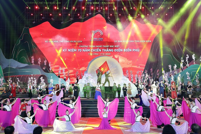 Kỷ niệm 70 năm chiến thắng Điện Biên Phủ (7.5.1954 - 7.5.2024): Tái hiện mốc vàng lịch sử- Ảnh 1. Kỷ niệm 70 năm chiến thắng Điện Biên Phủ (7.5.1954 - 7.5.2024): Tái hiện mốc vàng lịch sử- Ảnh 1.
