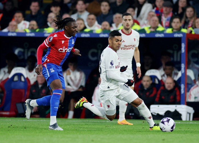 Thua trắng Crystal Palace 4 bàn, Man United tạo kỷ lục buồn - Ảnh 2. Thua trắng Crystal Palace 4 bàn, Man United tạo kỷ lục buồn - Ảnh 2.