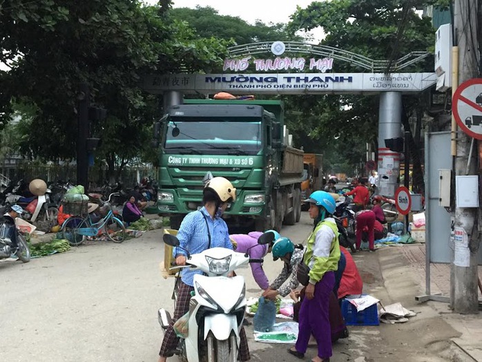 Độc đáo chợ sớm ở TP Điện Biên Phủ- Ảnh 9. Độc đáo chợ sớm ở TP Điện Biên Phủ- Ảnh 9.