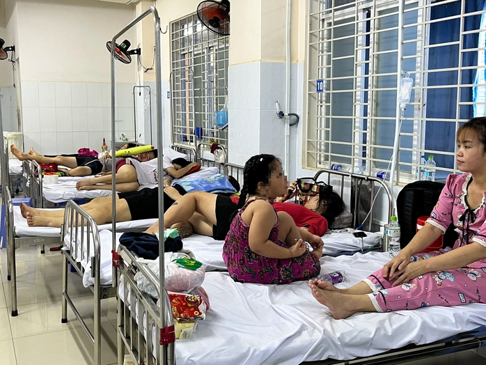 Vụ hơn 500 người ngộ độc bánh mì ở Đồng Nai: Chuyển hồ sơ sang cơ quan điều tra- Ảnh 1. Vụ hơn 500 người ngộ độc bánh mì ở Đồng Nai: Chuyển hồ sơ sang cơ quan điều tra- Ảnh 1.