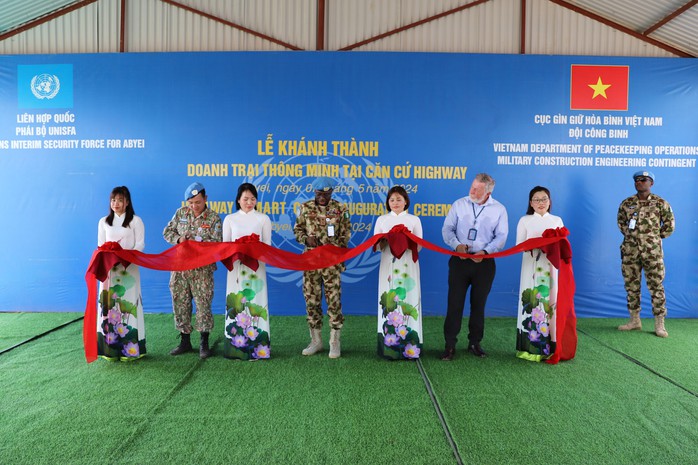 Công binh Việt Nam xây dựng doanh trại thông minh đầu tiên tại Phái bộ Liên Hiệp Quốc- Ảnh 3. Công binh Việt Nam xây dựng doanh trại thông minh đầu tiên tại Phái bộ Liên Hiệp Quốc- Ảnh 3.