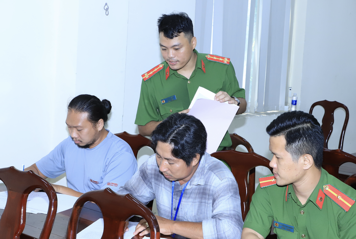 Công an tỉnh Đồng Nai khởi tố thêm 23 người trong vụ 200 triệu lít xăng lậu- Ảnh 4. Công an tỉnh Đồng Nai khởi tố thêm 23 người trong vụ 200 triệu lít xăng lậu- Ảnh 4.