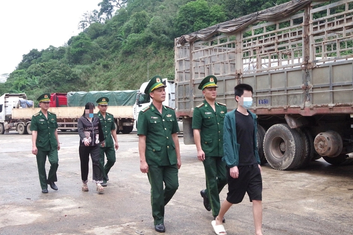 Giải cứu thành công 2 nạn nhân bị lừa bán ra nước ngoài- Ảnh 1. Giải cứu thành công 2 nạn nhân bị lừa bán ra nước ngoài- Ảnh 1.